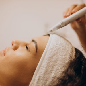 microneedling sarcelles, stimulation collagène 95200, peau lisse, soin visage innovant, institut beauté